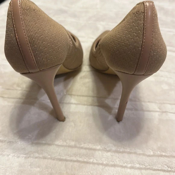 Neiman Marcus Sochi stretch knit pumps high heel - size 8.5 - Picture 4 of 8